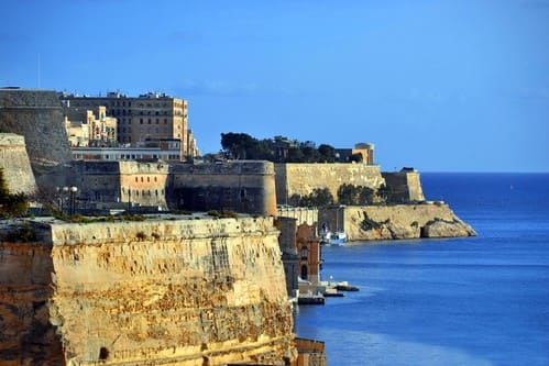 stroll on the valletta fortifications