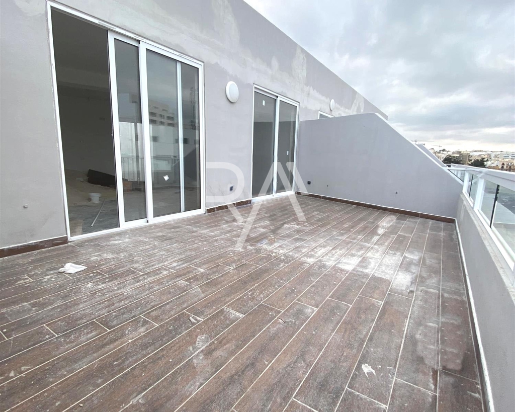 Penthouses in St. Julians (San Giljan) | Sliema Area