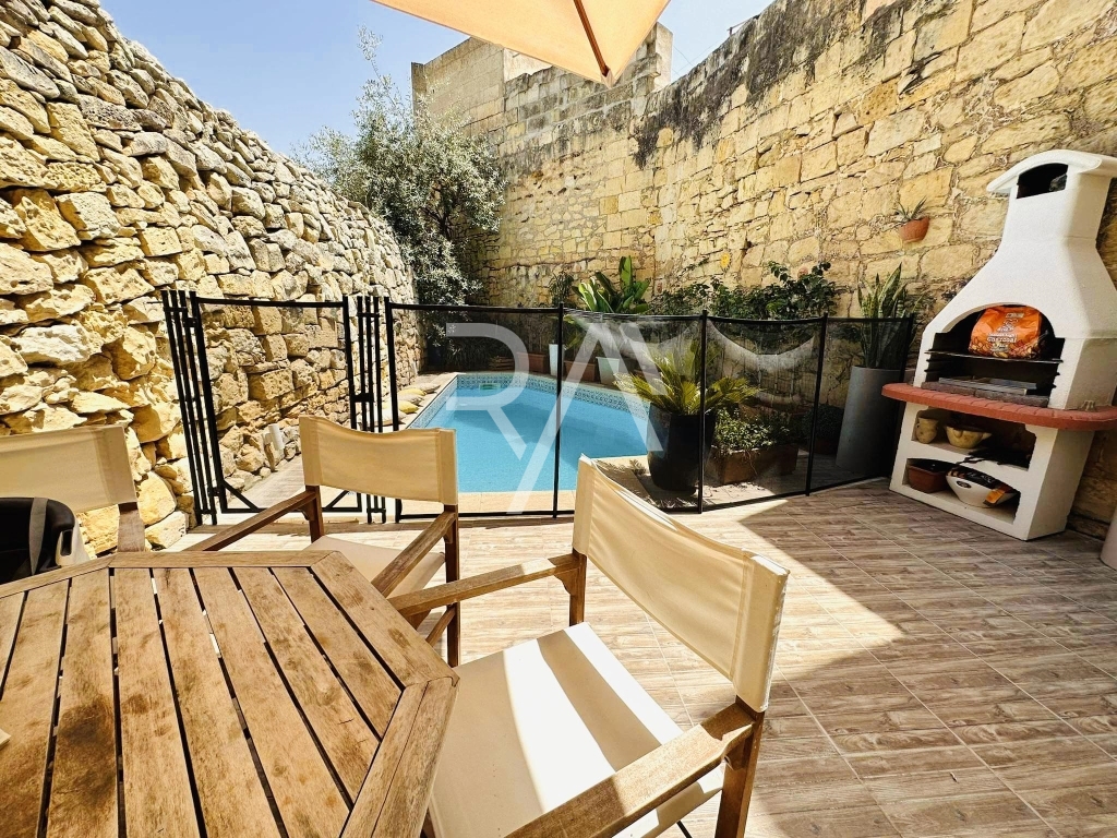 Houses of Character in Zebbug | Central