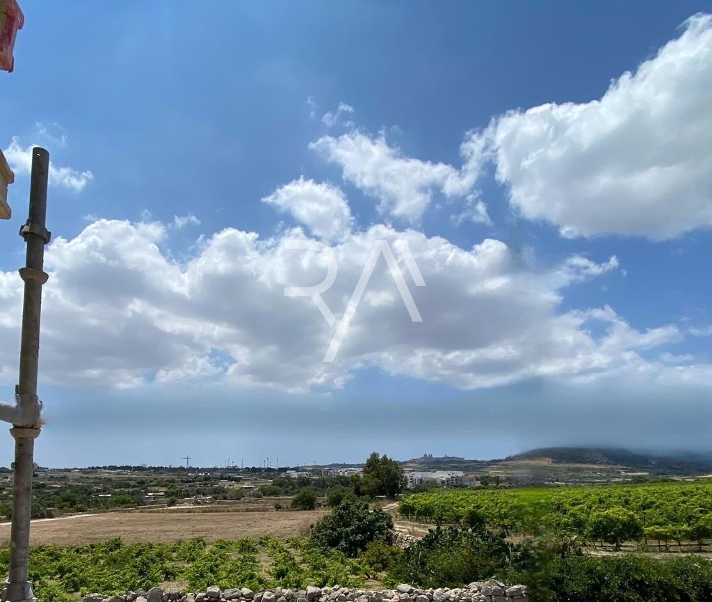 Maisonettes in Mosta | Northern